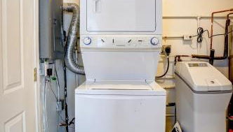 30 Day Minimum - Entire House Deck close to Hosp - Foto 5