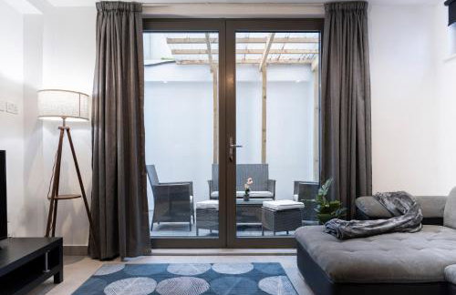 Newly Furnished Apt w/ Patios - Hampstead Heath - Foto 11