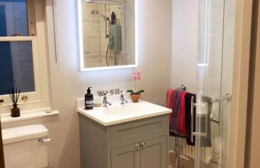 Quiet 4 guest annexe close to town - Foto 18