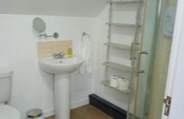 2 bedrooms sleeps 4 free wifi parking outdoor area - Foto 20