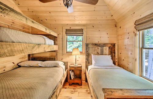 Lakefront Cottage Boat Dock, Patio and Kayaks! - Foto 15