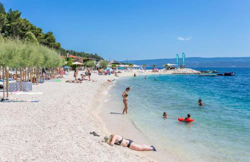 Apartments with parking space Omis - 15767 - Foto 4