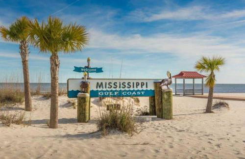 4/3 Home Centrally Located, beach, casino, airport, dining, golfing, shopping, entertainment - Photo 43