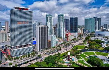 Luxury Building with Ocean Views in Downtown - Foto 20