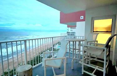 Quiet direct oceanfront 2 bed 2 bath condo w/pool - Foto 59