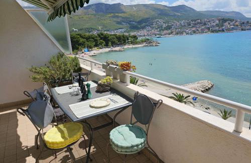 apartment with a magical view - Photo 18