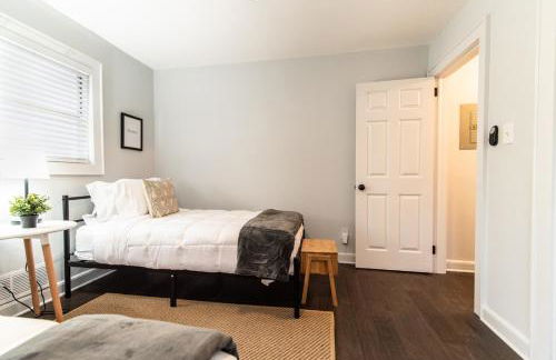 Stylish 2BR 1 Mile From Downtown And The Aquarium - Foto 34