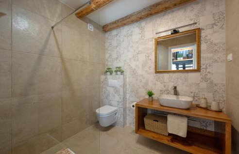 Nice Home In Zminj With Sauna - Photo 42