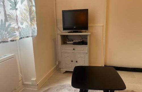 Studio meublé centre-ville Saint Junien - Foto 12