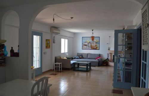 Oasis en la playa: piscina y relax - Foto 20