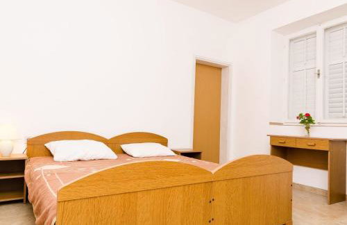 Apartment with balcony and sea view - Photo 3