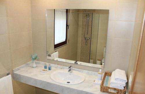 Apartamentos As Lagoas - Foto 26