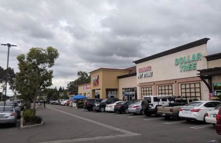 Entire Private Home with 5 Bedrooms 4 Bathrooms, 3-Acres Estate, 3000 sqft, near Winery in Fallbrook, Available Now - Foto 67