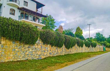 Villa Etheras - Nested between Nature by Amazing View - 5 mins from Edessa - Photo 2