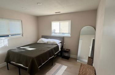 2 bed 1 bath special woodlake duplex A - Photo 10