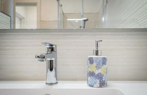 Casa Ofride -Centro-Poetto 10 min-Wi-Fi-Netflix - Foto 24