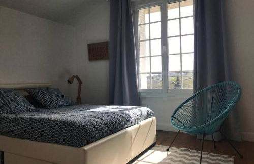 LES HORTENSIAS Spacieuse Maison en ardoise du pays FIBRE - Foto 52