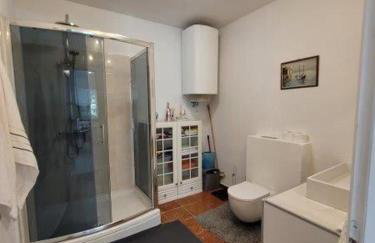 Apartment für 4 Personen mit Jacuzzi und Pool - Foto 12