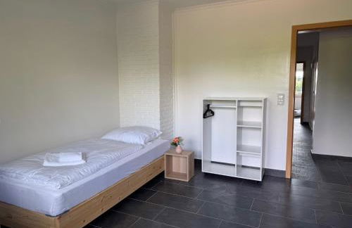 T&K Apartments - Wegberg - 4-7 room Apartments - private parking - WIFI - Fully equipped kitchen - Foto 8