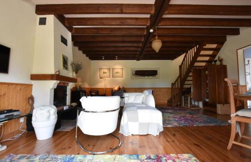 Holiday Home in Le Châtelet with Pool - Foto 11