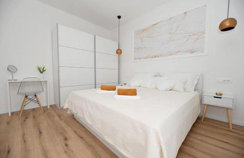 Villa Dasi s grijanim bazenom - Photo 23