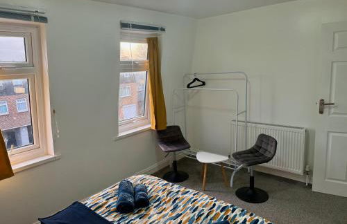 Modern Elegant Home - Photo 18