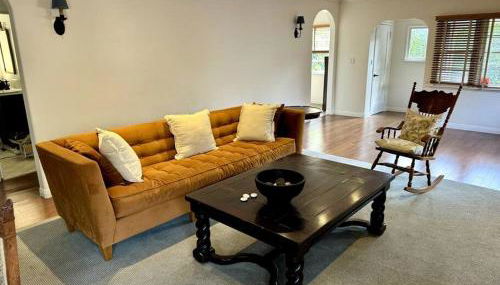 Prime West Los Angeles 4 Bedroom 2 Bathroom House - Foto 5