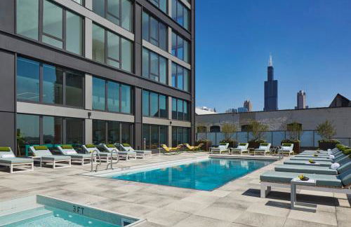 Blueground West Loop pool AC nr Willis CHI-1165 - Foto 18