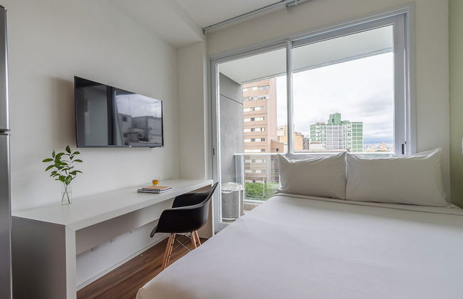 Setin Downtown Praca da Sé by Viva - Prédio completo com piscina perto de estação de metrô no Centro de São Paulo - Foto 4