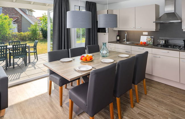 Maasduinen Villa With Sauna & Washer - Photo 4