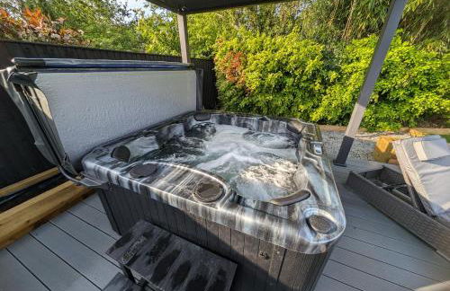 Hoot Hollow - Hot Tub Hideaway - Foto 42