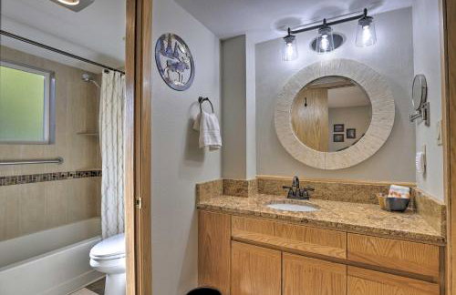 Creekside Frisco Condo with Views and Pool Access! - Foto 17