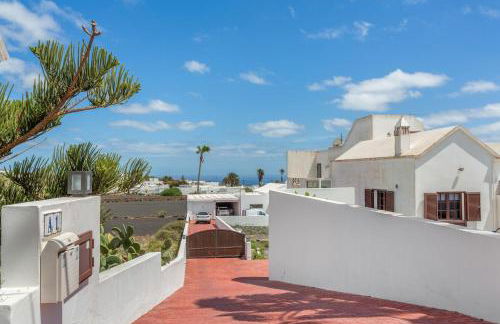 Tea-Rose Loft - Photo 2