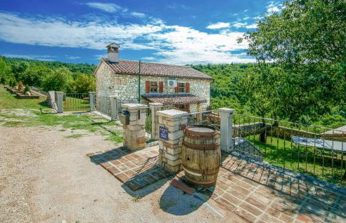 2 Bedroom Beautiful Home In Labin - Foto 14