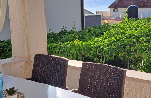 Apartments Ana Žaborić, 50 m od šljunčane plaže - Foto 23