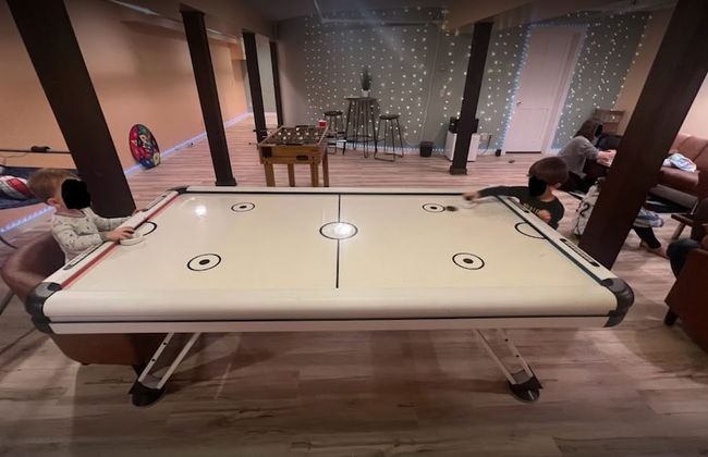 Mansion w 10 Bedrooms Pool and Theater - Foto 36