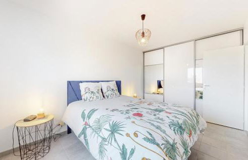 2 Bedroom Amazing Home In Landévant - Foto 13