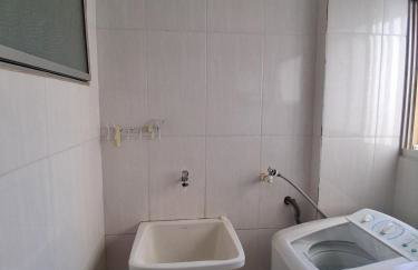 Apartamento amplo e bem localizado - Foto 6