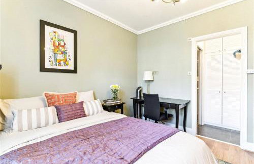 Homely 2 Levels Flat w Private Garden - Photo 11