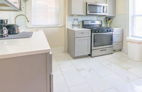 3BR-2BA Townhome TGE Neighborhood ABODEbucks - Foto 9