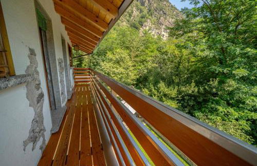 Chalet nel verde a Samolaco - Terrazzo - Foto 43