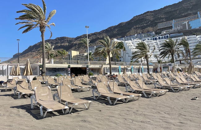 Sunny Seaview Modern apt - Pool and Beach Access - Foto 35