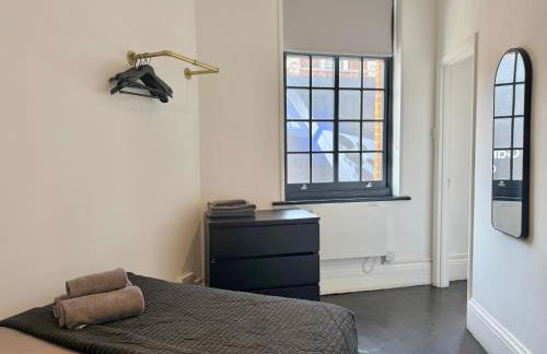 Modern 1-Bedroom Apartments near Shoreditch, Old Street & Hoxton by NourNest Apartments - Foto 48