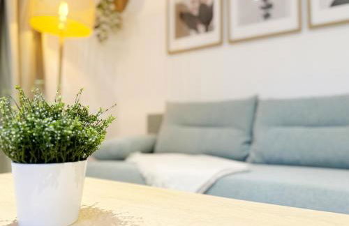 Gemütliches 2 Zimmer Ambient Apartment mit Queensize-Bett , Etagenbett& Schlafsofa in Alsternähe - Foto 13