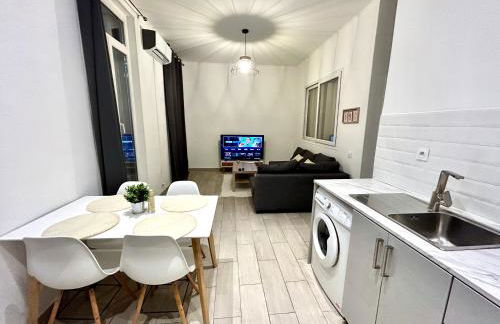 Lumineux 2P Climatisé La Joliette Vieux Port Panier Marseille 13002 Netflix - Foto 1