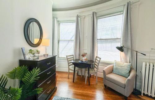 Pvt Room, St Marys, Fenway, Longwood, Green Line - Foto 8