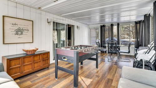 Games, Fire Pit, Hot Tub Pocono Lake Family Home! - Foto 4