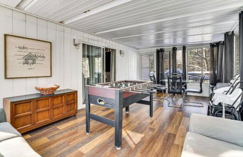 Games, Fire Pit, Hot Tub Pocono Lake Family Home! - Foto 4