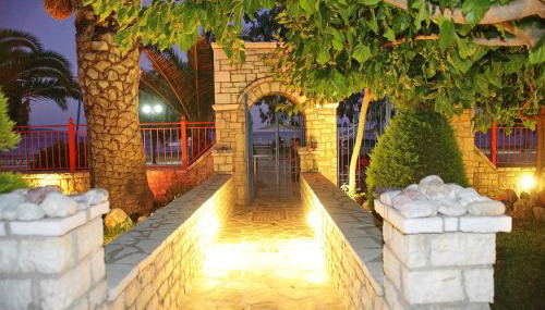 Foinikas Rooms - Foto 2