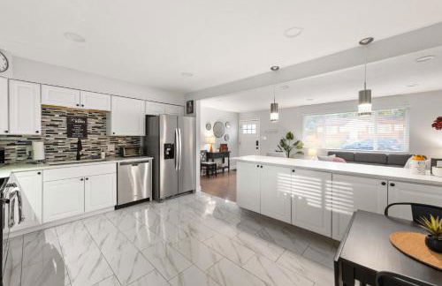 Spacious Retreat Patio, Games, and Quick to DEN - Foto 17